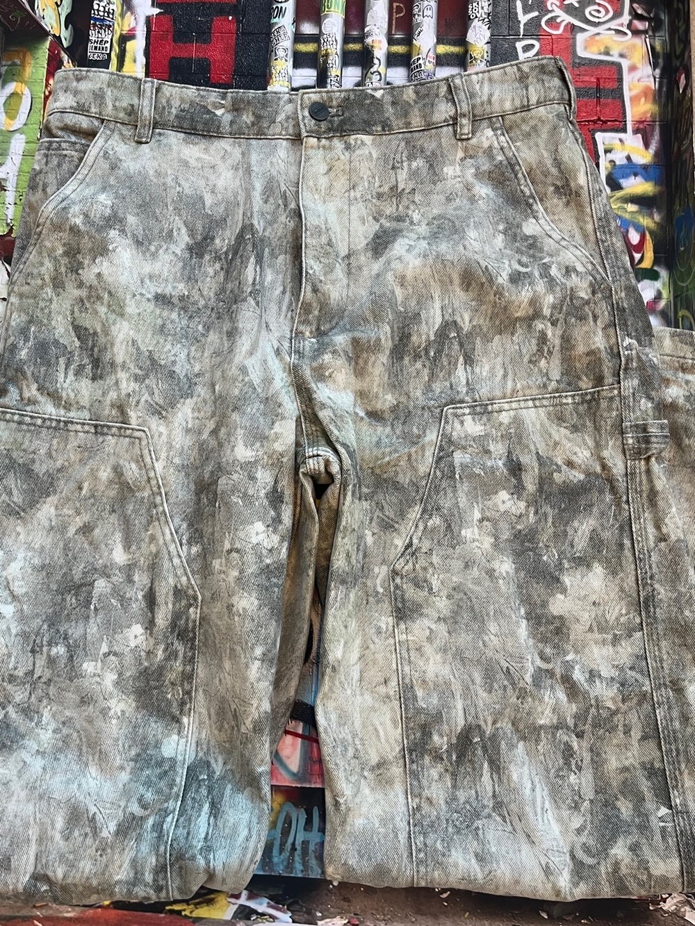 Zara Men's Cargo Pants in Mottled Gray and Beige. 32x32